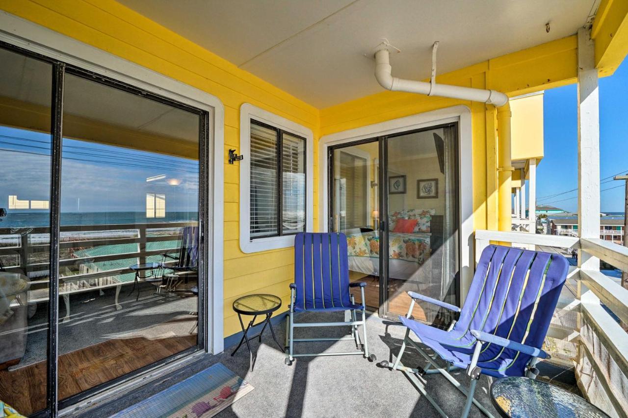 Appartamento Breezy Beach Retreat With 180-Degree Ocean Views! Carolina Beach Esterno foto
